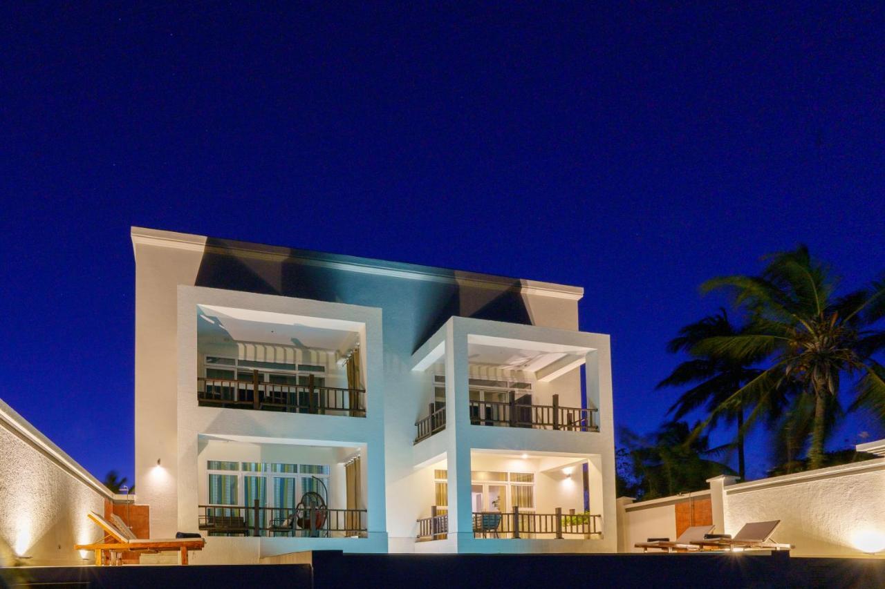 Zanzibar Dt Beachfront Villa Mkunguni Luaran gambar