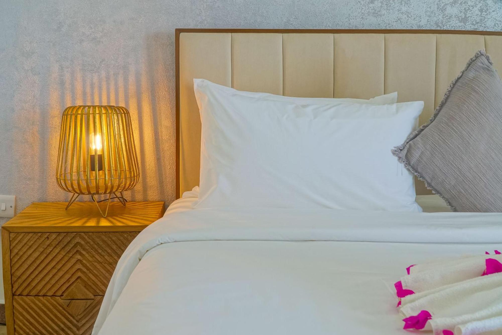Zanzibar Dt Beachfront Villa Mkunguni Luaran gambar